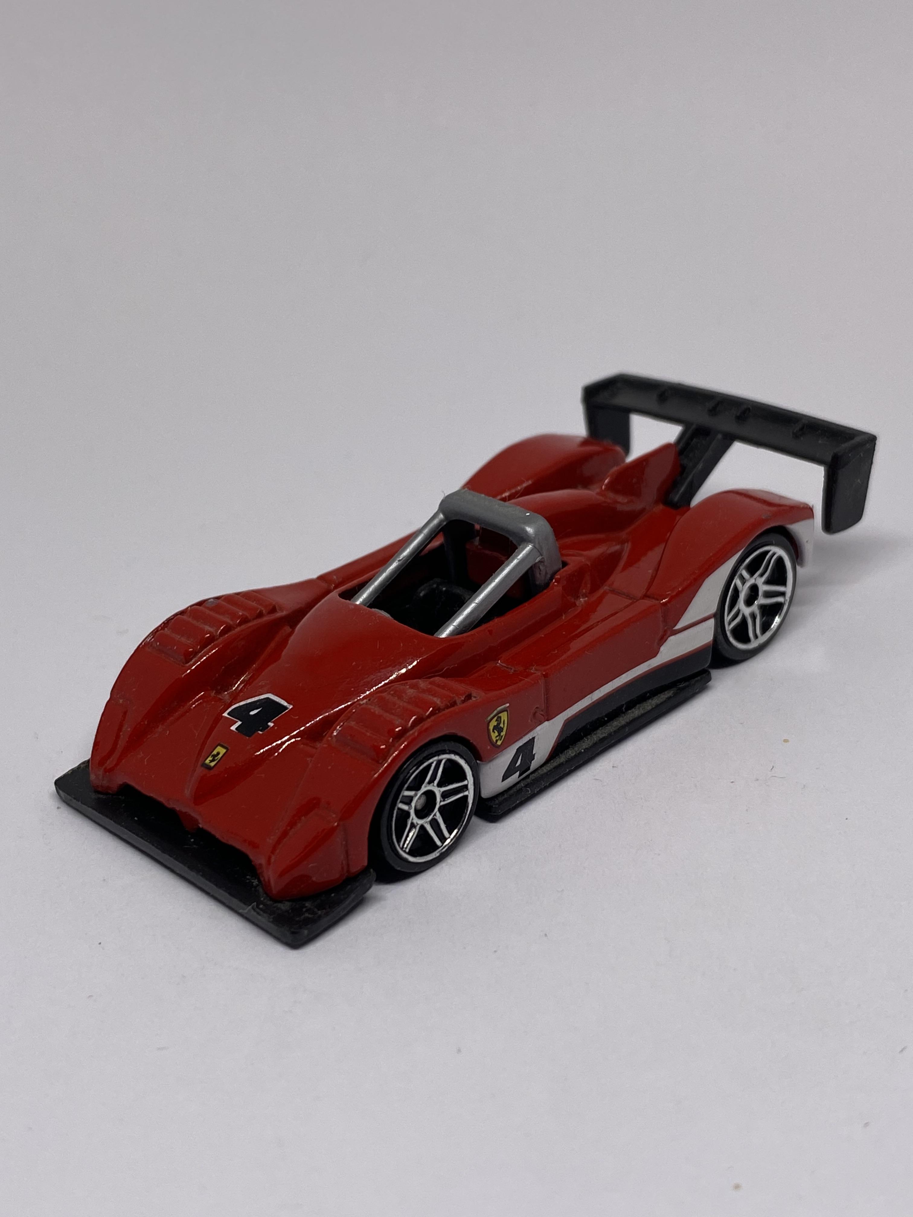 Hot Wheels - Ferrari 333 SP - 1999 #4 - Scale 1:64  -from a smoke free home   $10.00