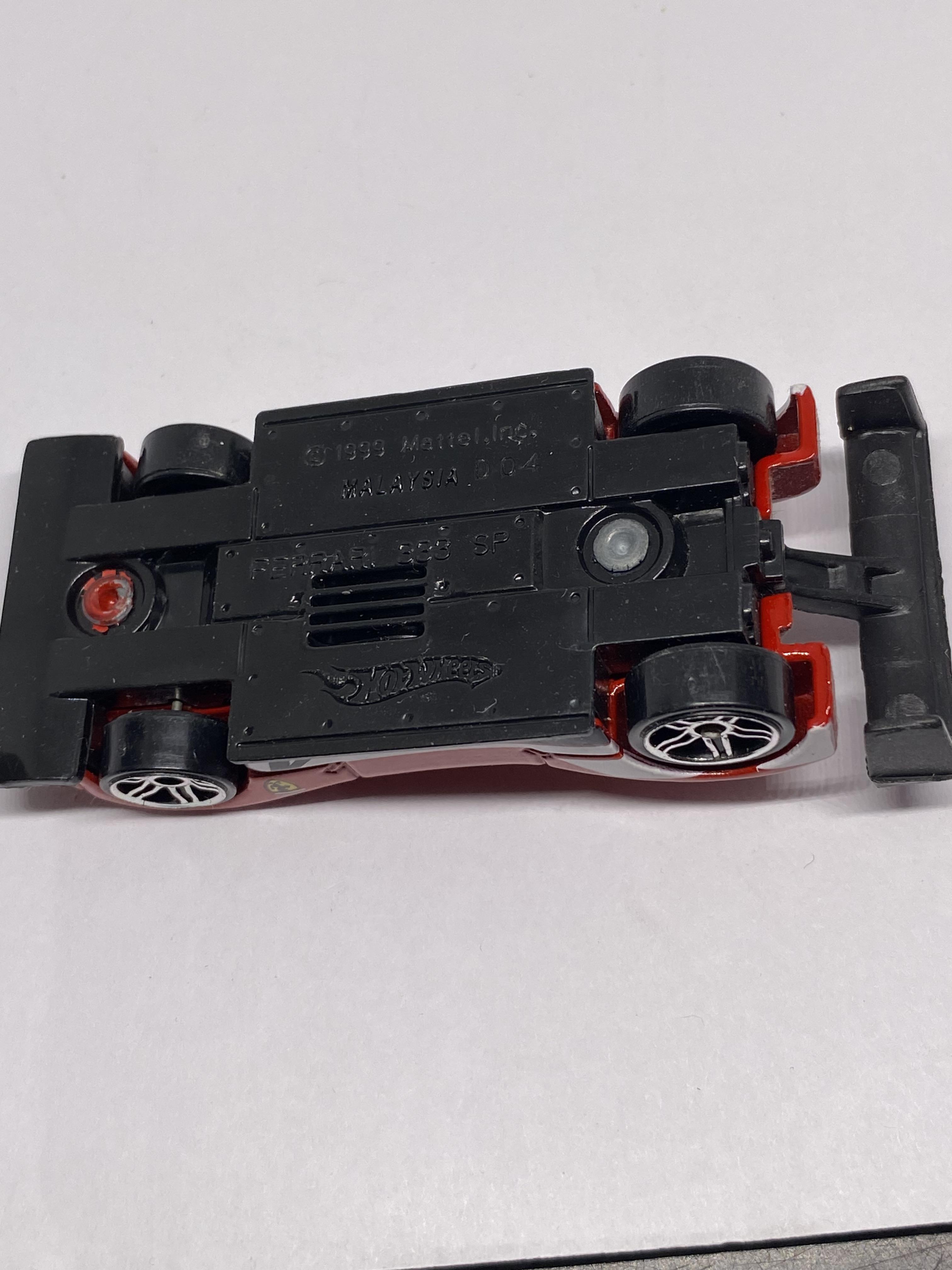 Hot Wheels - Ferrari 333 SP - 1999 #4 - Scale 1:64  -from a smoke free home   $10.00 view 5